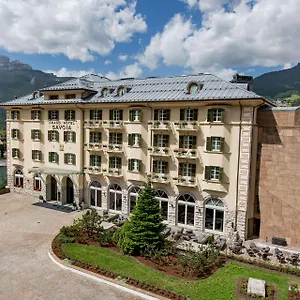 Grand Savoia Cortina D'ampezzo, A Radisson Collection ***** Cortina dʼAmpezzo