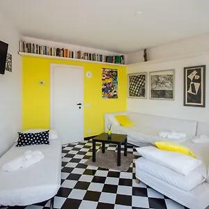 apartment-santa-marta-6.it-lombardy.com/